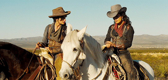 tumblr_0f694b3ddb7c1b8ba7277cf1bf8e64a2_692066d1_540.gif